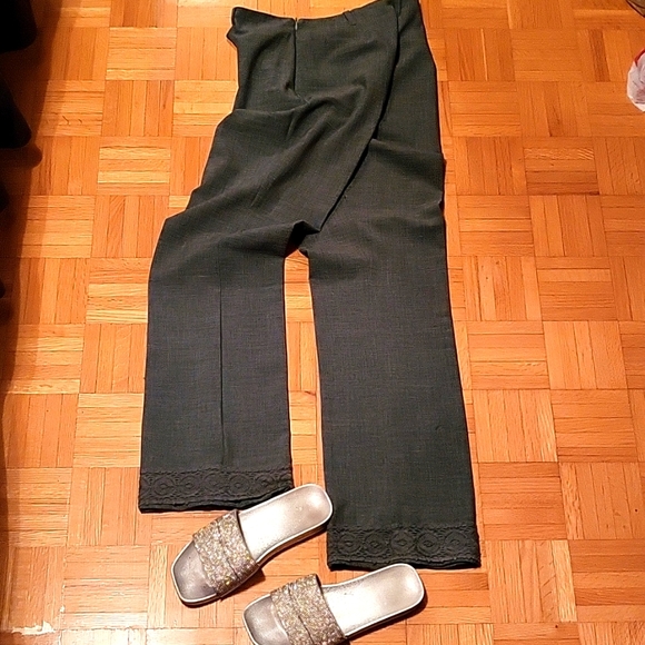 RARE Crochet Hem Stretch Heather Grey Straight Leg Pants! 9 - Picture 4 of 15